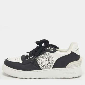 مملوكة مسبقًا حذاء رياضي فيرساتشي جلد أبيض/أسود برباط ميدوسا مقاس 37