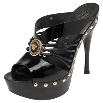 مملوكة مسبقًا Versace Black Patent Leather and Wooden Platform Medusa Sandals Size 36