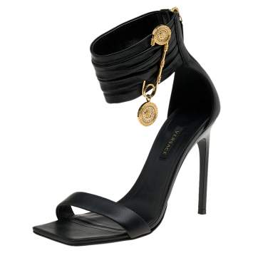 مم�لوكة مسبقًا Versace Black Leather Medusa Safety Pin Ankle Cuff Sandals Size 37