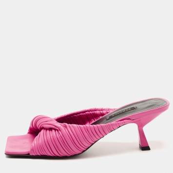 Pre Owned Versace Pink Pleated Leather Plisse Slide Sandals Size 38