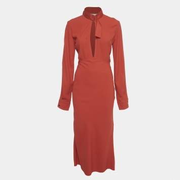 Pre Owned فستان فيكتوريا بيكهام كريب أحمر برقبة مكشوفة وتفاصيل ربطة طول كامل مقاس صغير (سمول)