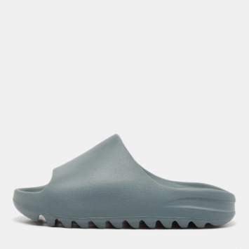 Pre Owned Yeezy x Adidas Grey Rubber Foam Slate Grey Slides Size 39