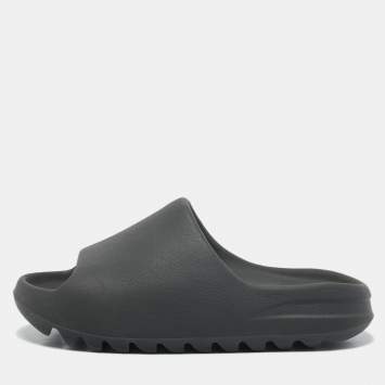 Pre Owned Yeezy x Adidas Black Rubber Onyx Flat Slides Size 39