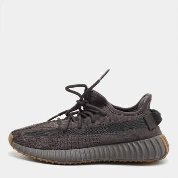 Pre Owned Yeezy x Adidas Boost 350 V2 Size 37.5 Dark Grey Knit Fabric Low Top Sneakers