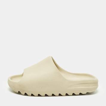 مملوكة مسبقًا صندل سلايد فلات ييزي x أديداس رزين مطاط أخضر مقاس 40.5