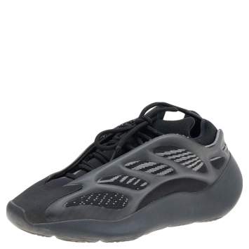 Pre Owned Yeezy x Adidas Black Knit Fabric And Rubber 700 V3 Alvah Sneakers Size 39 1/3