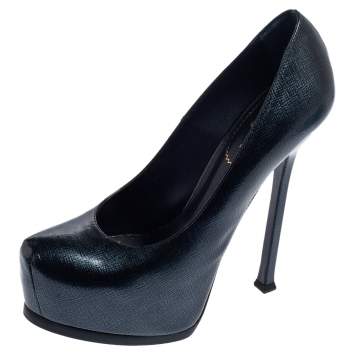 مملوكة مسبقًا Yves Saint Laurent Dark Blue Textured Patent Leather Tribtoo Platform Pumps Size 38.5