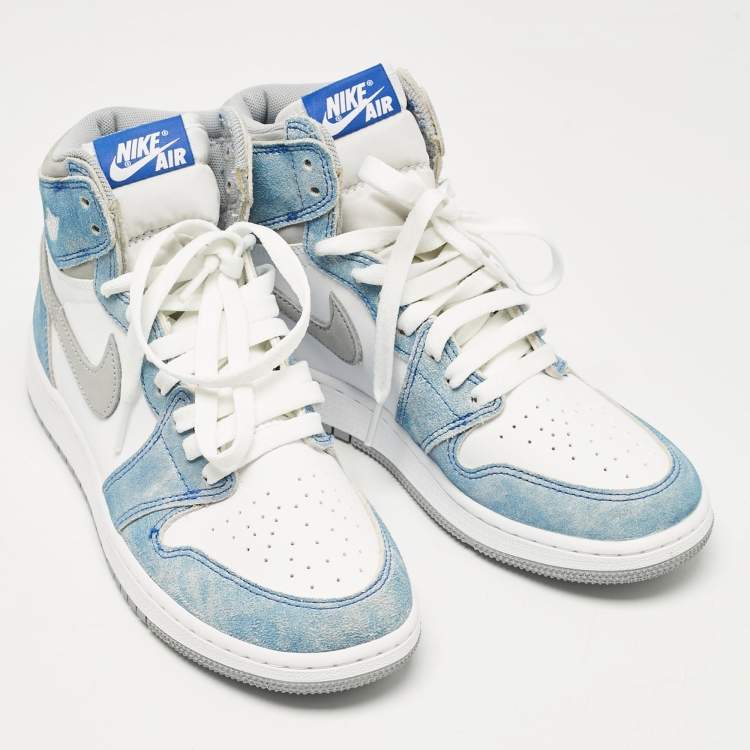 Pre Owned Air Jordans Blue/White Leather Jordan 1 Retro High Hyper Royal Smoke Grey Sneakers Size 39 (GS)