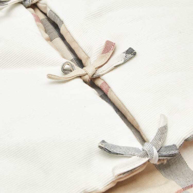 Pre Owned Burberry Children White Nova Check Print Cotton Baby Nest 6-9 Months  