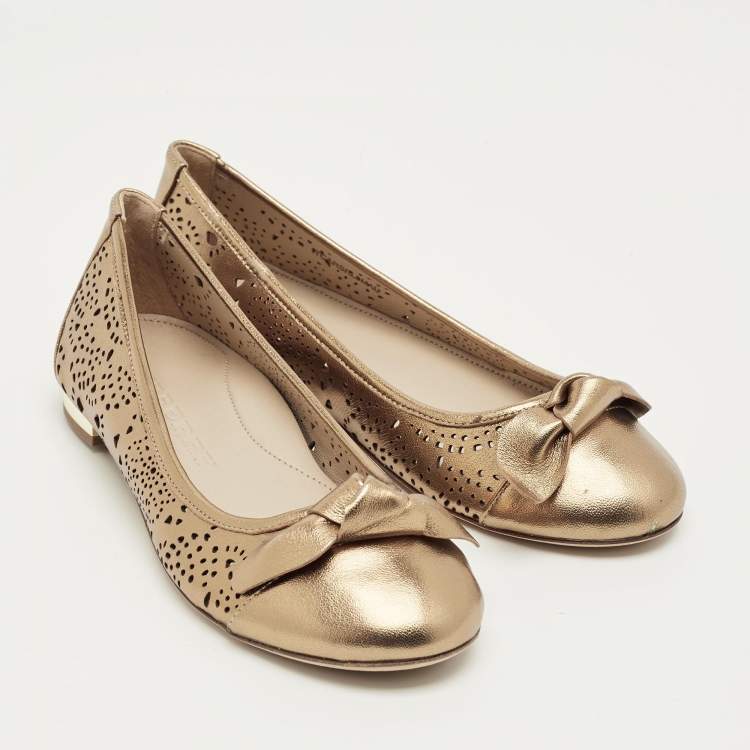 Pre Owned Burberry Gold Laser Cut Leather Ballet Flats Size 33