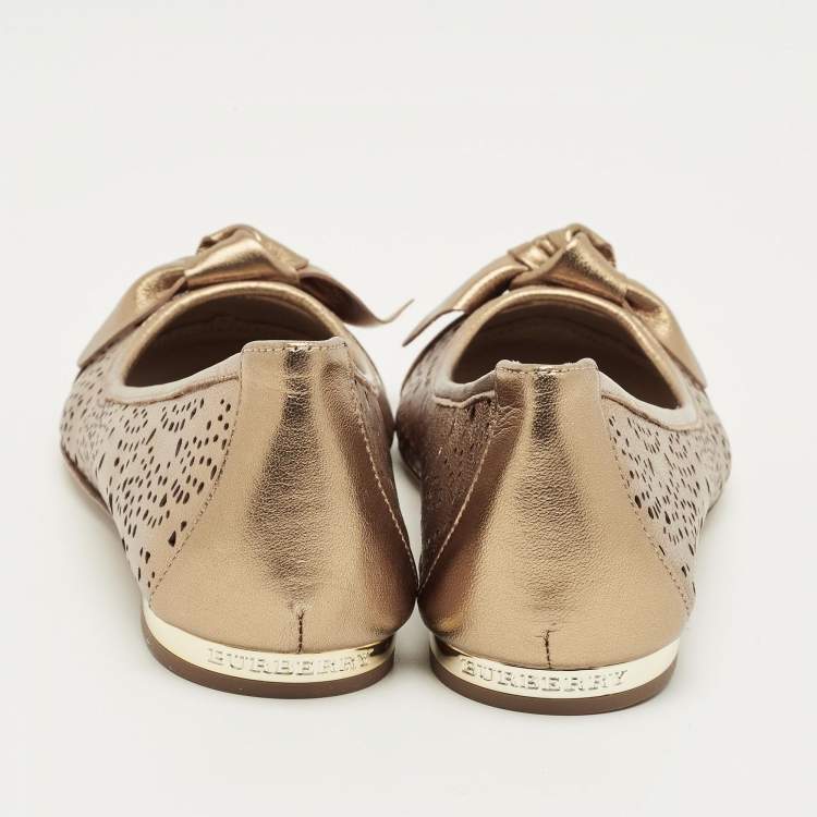 Pre Owned Burberry Gold Laser Cut Leather Ballet Flats Size 33