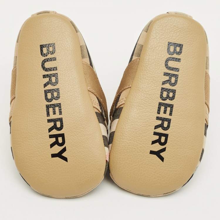 مملوكة مسبقًا Burberry Beige Vintage Check Canvas Charlton Boots Size 15