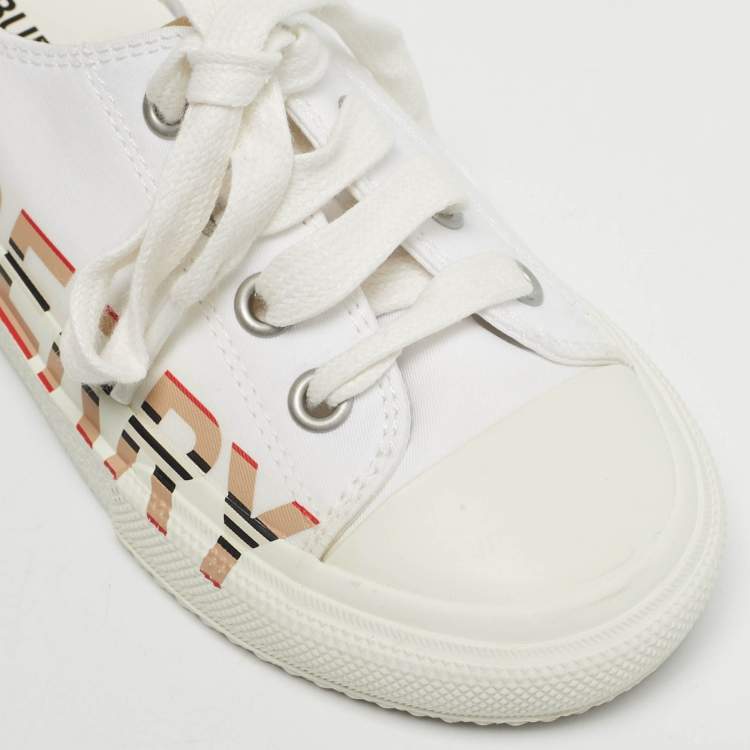 Pre Owned Burberry White Canvas Larkhall Sneakers Size 27