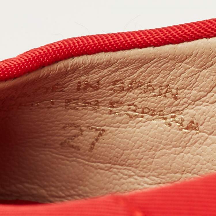 Pre Owned CH Carolina Herrera Size 27 Red Satin Bow Ballet Flats 