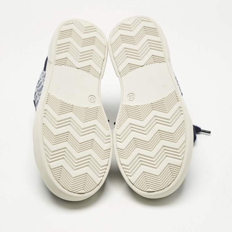 Pre Owned Dior Blue Oblique Canvas and Suede B33 Spin Sneakers