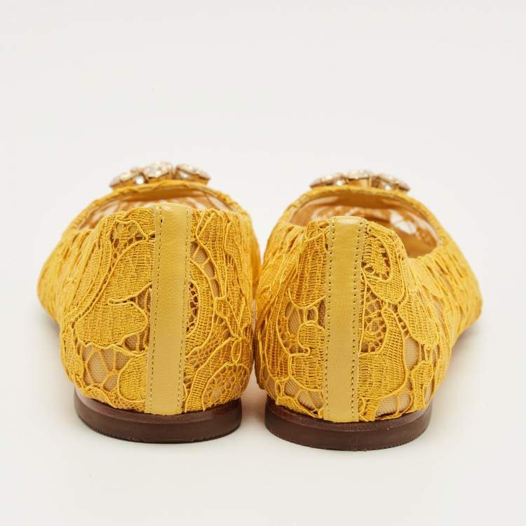 Pre Owned Dolce & Gabbana Yellow Lace Bellucci Ballet Flats Size 31