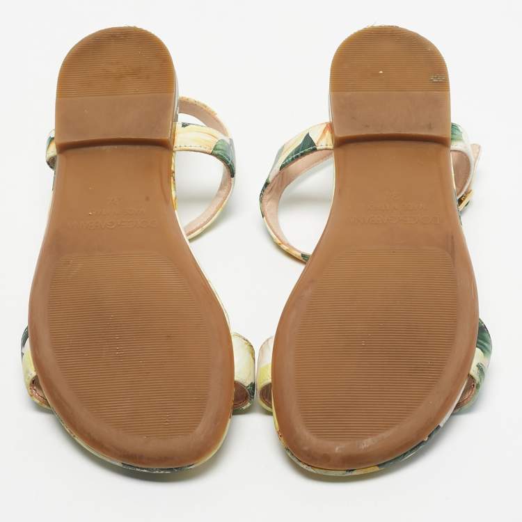 Pre Owned Dolce & Gabbana Multicolor Lemon Print Fabric T strap Flat Sandals Size 34