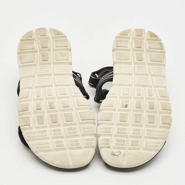 مملوكة مسبقًا Dolce & Gabbana Black Fabric and Leather DNA Logo Strap Sandals Size 31