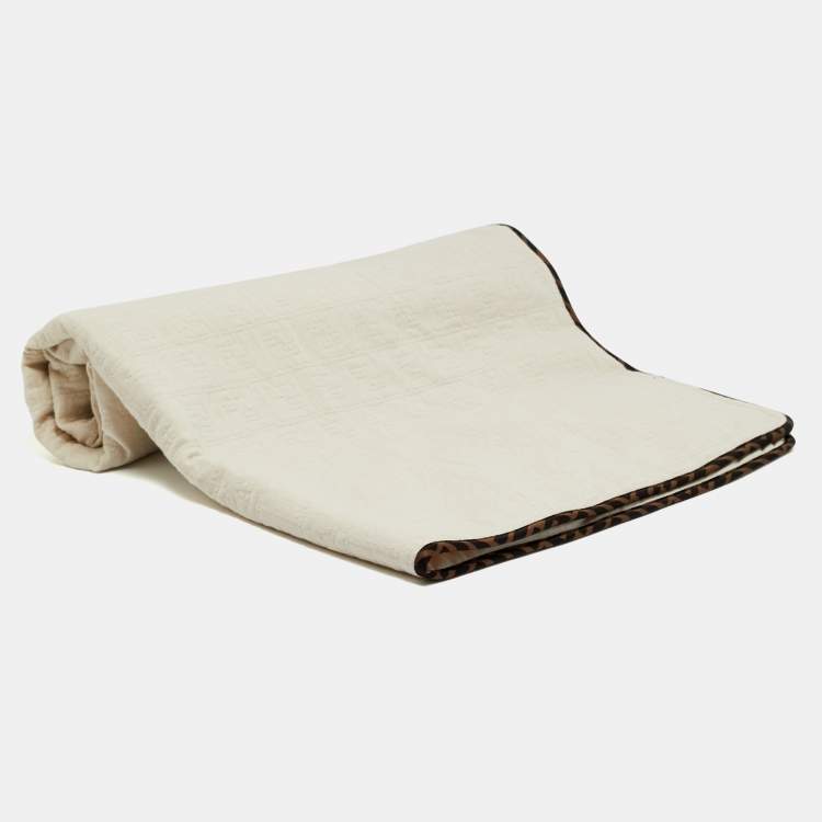 Pre Owned Fendi Kids Beige FF Embossed Cotton Baby Blanket
