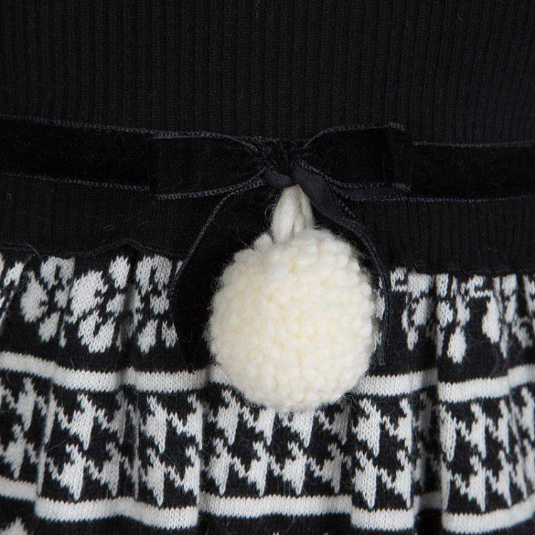 Pre Owned Monnalisa Monochrome Knit Pom-Pom Detail Short Sleeve Dress 4 Yrs