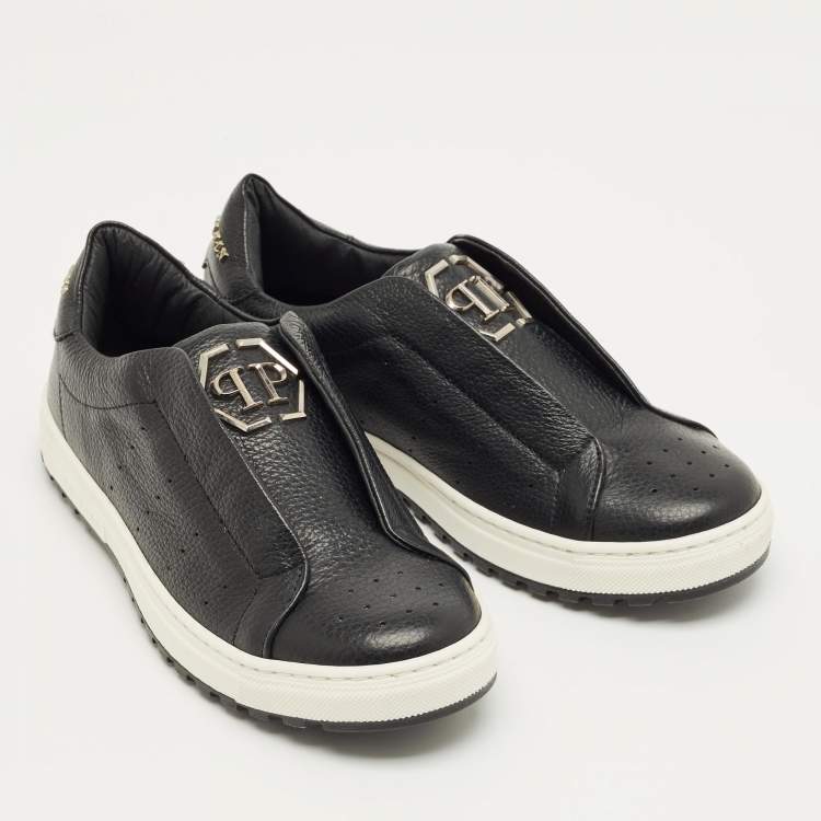 Pre Owned Philipp Plein Black Leather Studded Elles Sneakers Size 35