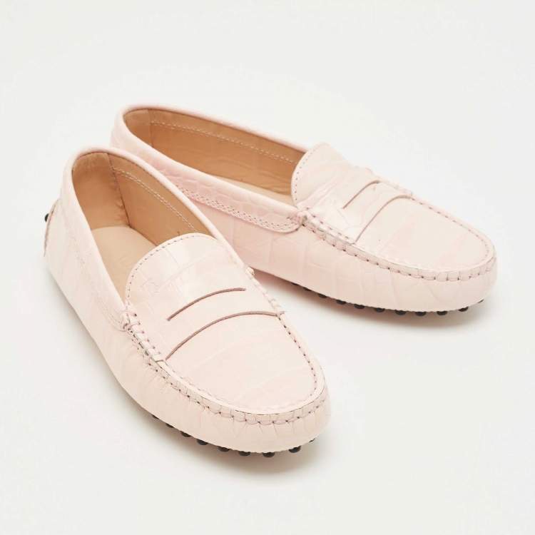 Pre Owned Tod's Pink Croc Embossed Leather Gommino Driving Loafers Size 32