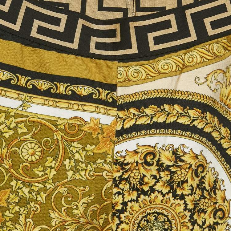 Pre Owned Versace Kids Yellow/Black Barocco Print Jersey Shorts 10 Yrs