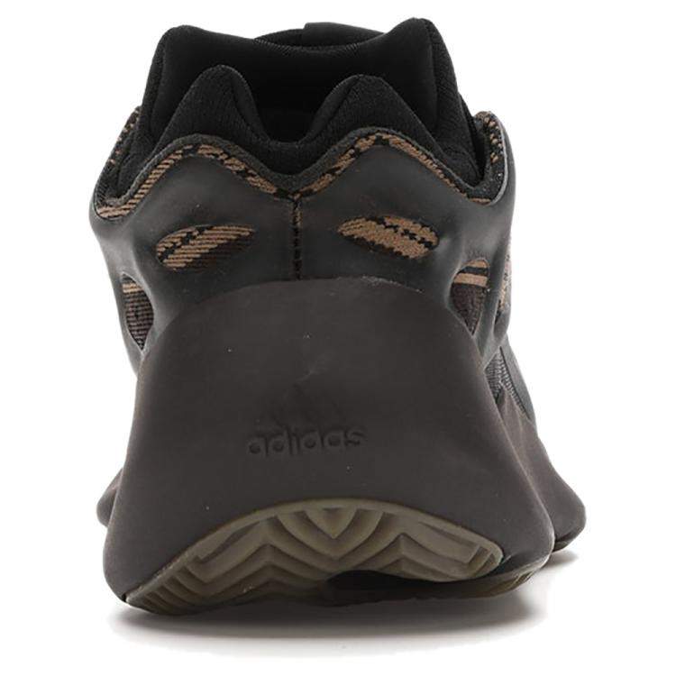 مملوكة مسبقًا Adidas Yeezy 700 Clay Brown Sneakers Size EU 37 1/3 US 5