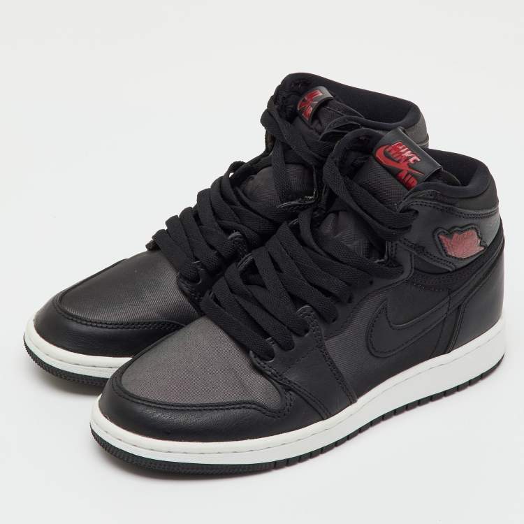 Pre Owned Air Jordans Black Leather and Fabric Jordan 1 Retro High OG GS Sneakers Size 36.5