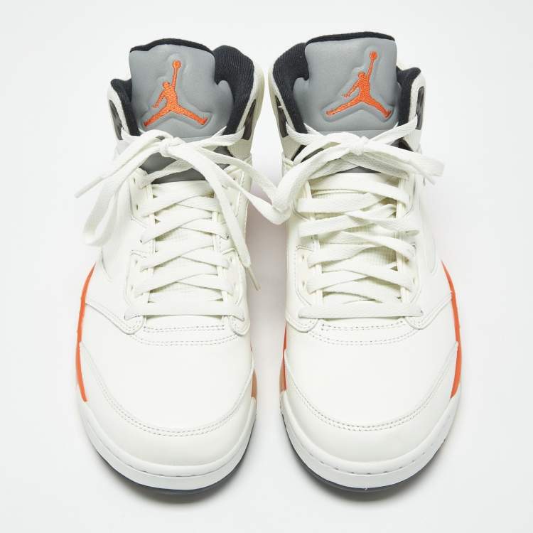 Pre Owned Air Jordans Jordan 5 Retro Shattered Backboard Size 44.5 Cream Leather High Top Sneakers