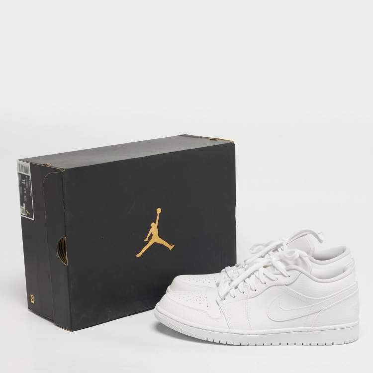 Pre Owned Air Jordans Jordan 1 Triple White Size 45 White Tumbled Leather Low Top Sneakers