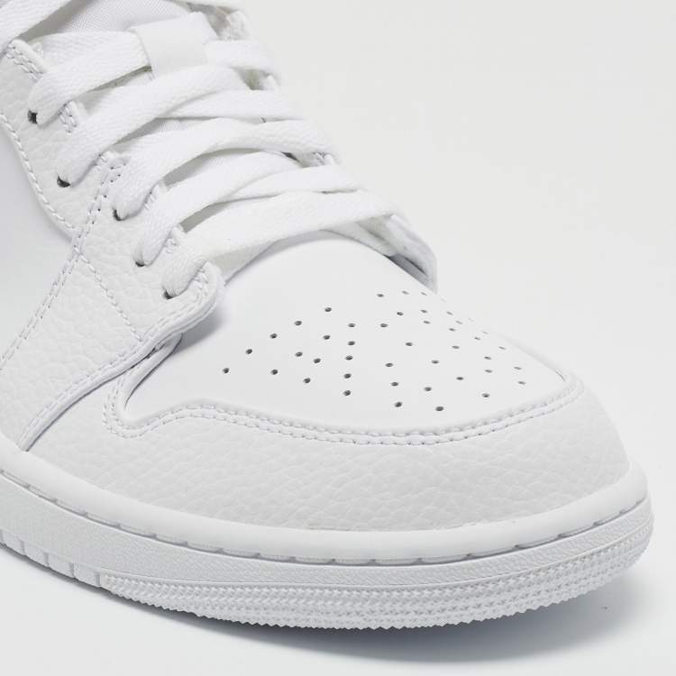 Pre Owned Air Jordans White Leather Air Jordan 1 Mid High Top Sneakers Size 42.5 