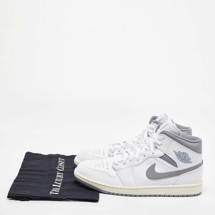 Pre Owned Air Jordans White/Grey Leather Jordan 1Mid Neutral Grey Sneakers Size 45 