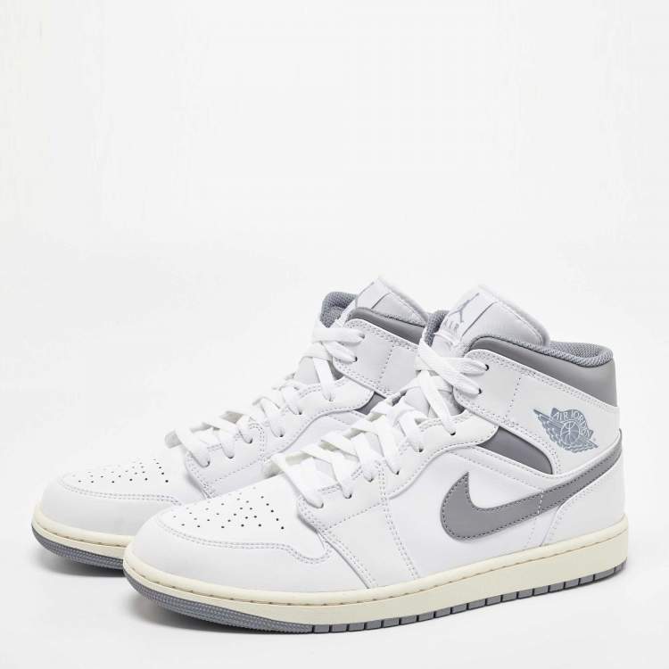 Pre Owned Air Jordans White/Grey Leather Jordan 1Mid Neutral Grey Sneakers Size 45 