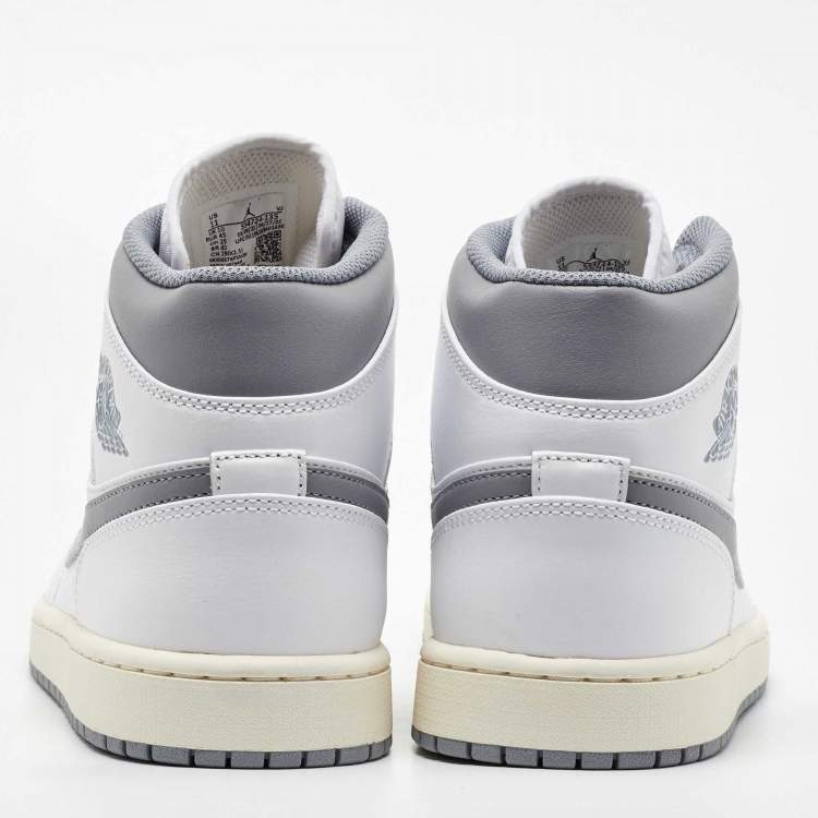 Pre Owned Air Jordans White/Grey Leather Jordan 1Mid Neutral Grey Sneakers Size 45 
