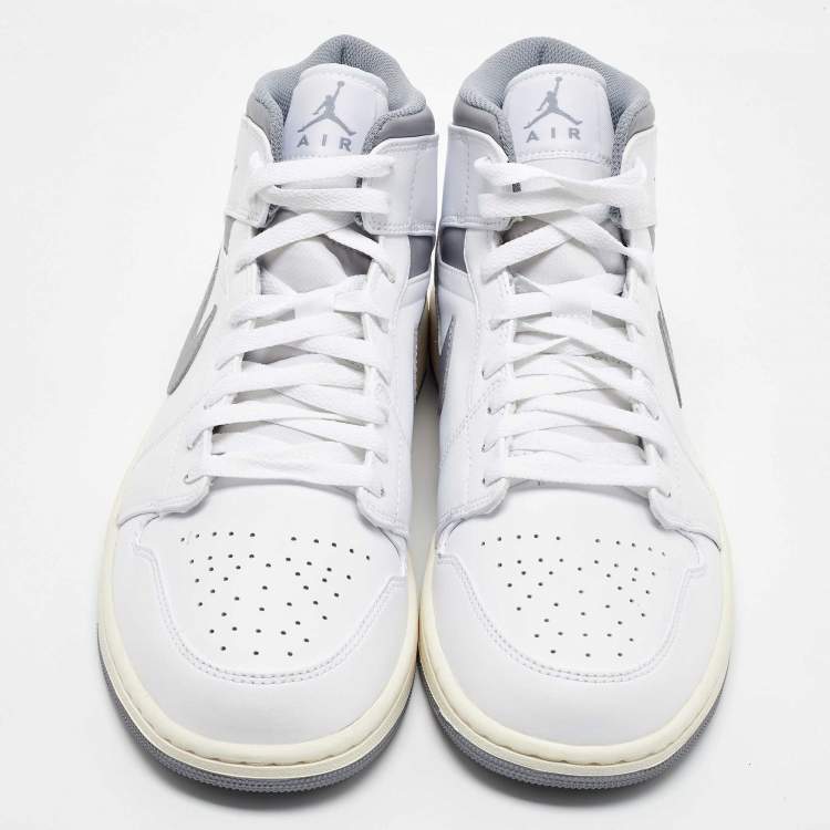 Pre Owned Air Jordans White/Grey Leather Jordan 1Mid Neutral Grey Sneakers Size 45 