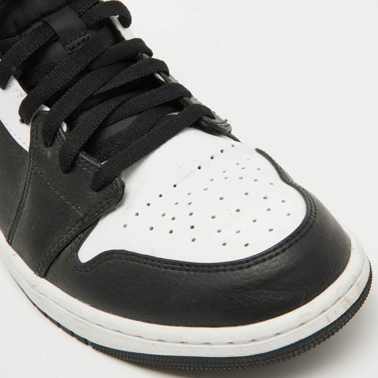 Pre Owned Air Jordans Black/White Leather Jordan 1 Mid Sneakers Size 46