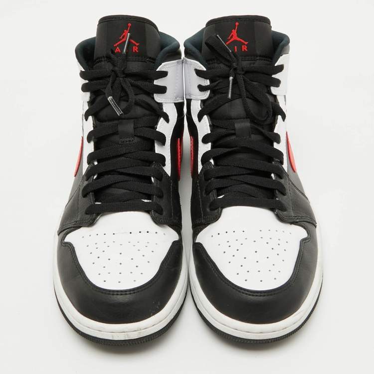 Pre Owned Air Jordans Black/White Leather Jordan 1 Mid Sneakers Size 46