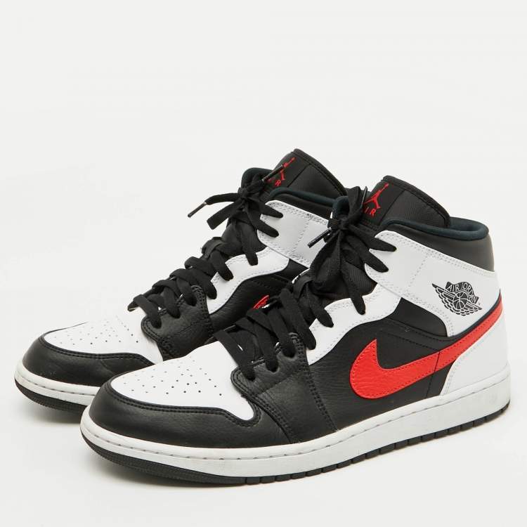 Pre Owned Air Jordans Black/White Leather Jordan 1 Mid Sneakers Size 46