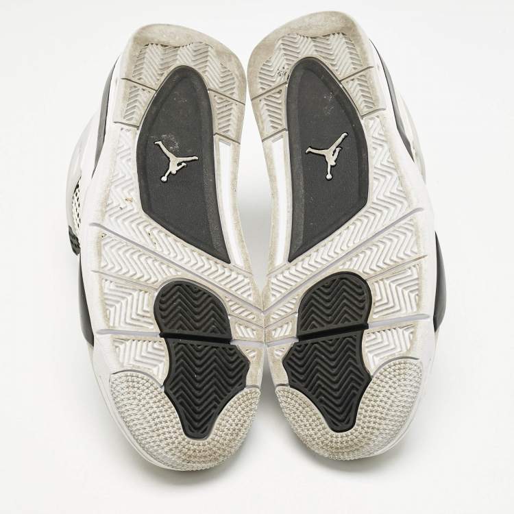 Pre Owned Air Jordans White/Black Leather Jordan 4 Retro Military Black Sneakers Size 42.5