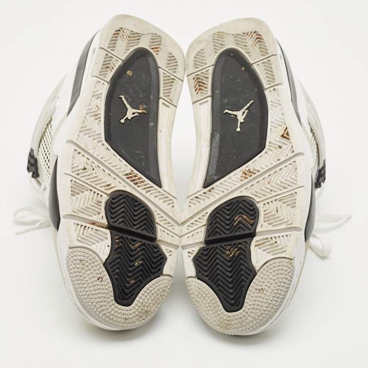 Pre Owned Air Jordans White/Black Leather and Suede Jordan 4 Retro Military Black Sneakers Size 44