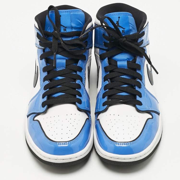 مملوكة مسبقًا Air Jordans Blue/White Patent and Leather Jordan 1 Mid Signal Blue Sneakers Size 42