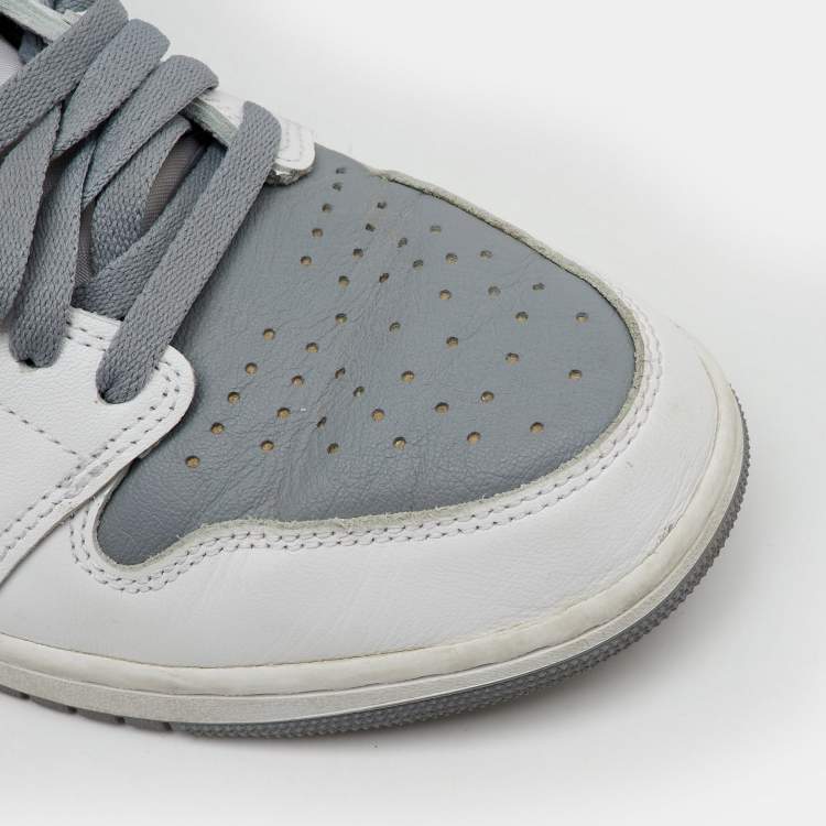 Pre Owned Air Jordans White/Grey Leather Jordan 1 Retro High OG Stealth Sneakers Size 44.5