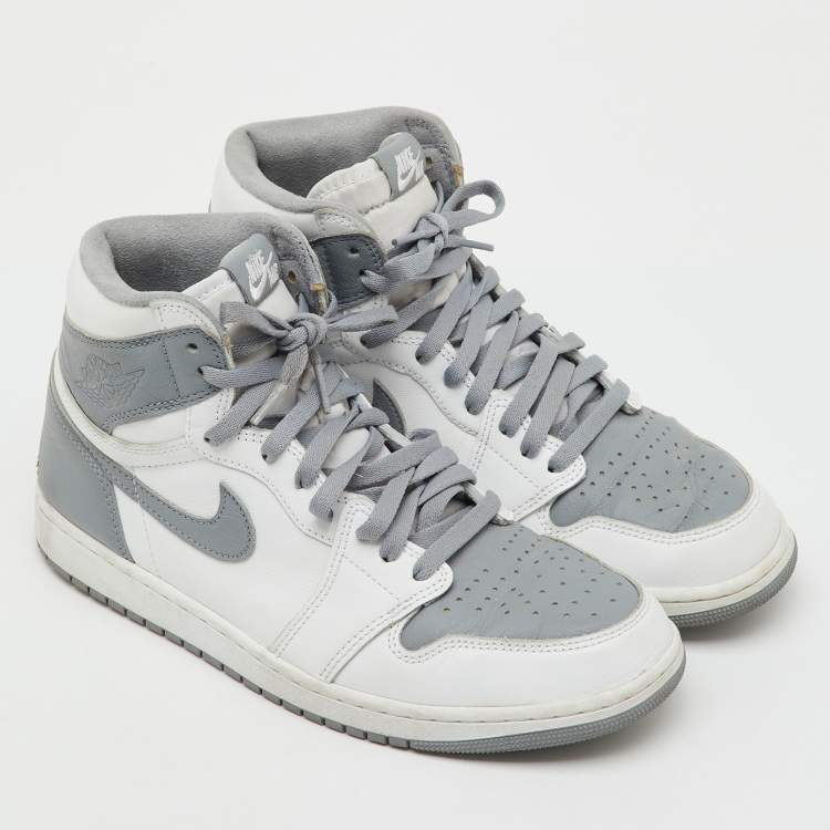 Pre Owned Air Jordans White/Grey Leather Jordan 1 Retro High OG Stealth Sneakers Size 44.5