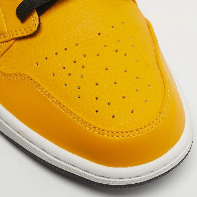 Pre Owned Air Jordans Yellow/Black Leather Jordan 1 Low University Gold Sneakers Size 45.5