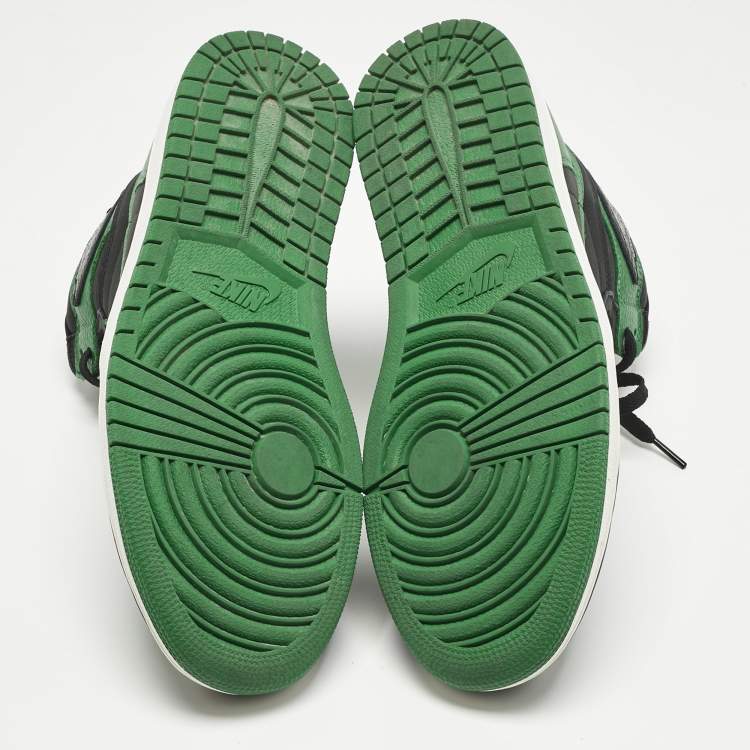 مملوكة مسبقًا Air Jordans Green/Black Leather Jordan 1 Retro High Pine Green Black Sneakers Size 45.5