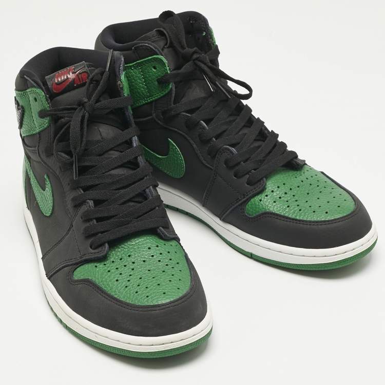 مملوكة مسبقًا Air Jordans Green/Black Leather Jordan 1 Retro High Pine Green Black Sneakers Size 45.5