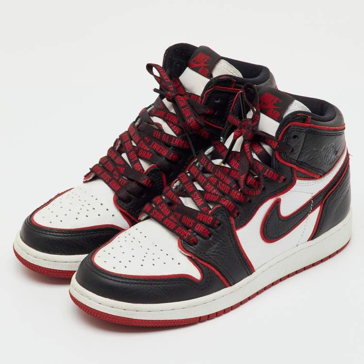 Pre Owned Air Jordans Black/White Leather Jordan 1 Retro High Bloodline Sneakers Size 37.5