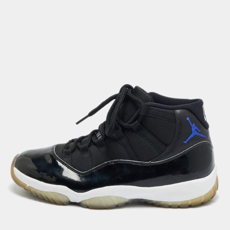 Pre Owned Air Jordans 11 Retro 'Space Jam' Size 43 Black Leather, Mesh and Patent Leather High Top Sneakers