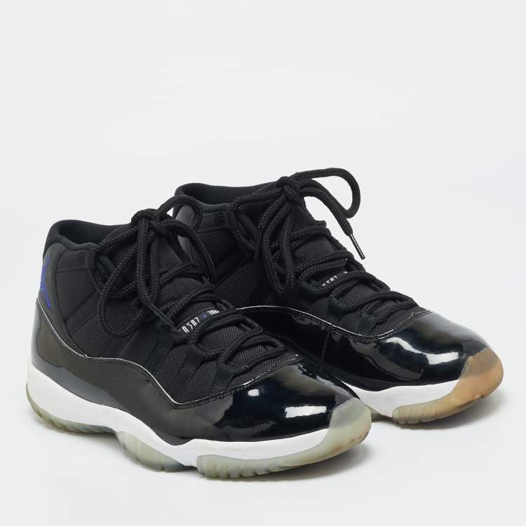 Pre Owned Air Jordans 11 Retro 'Space Jam' Size 43 Black Leather, Mesh and Patent Leather High Top Sneakers
